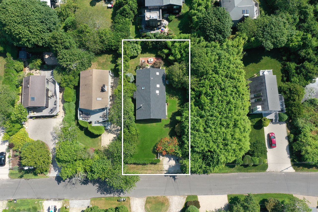 21 Flagg Avenue