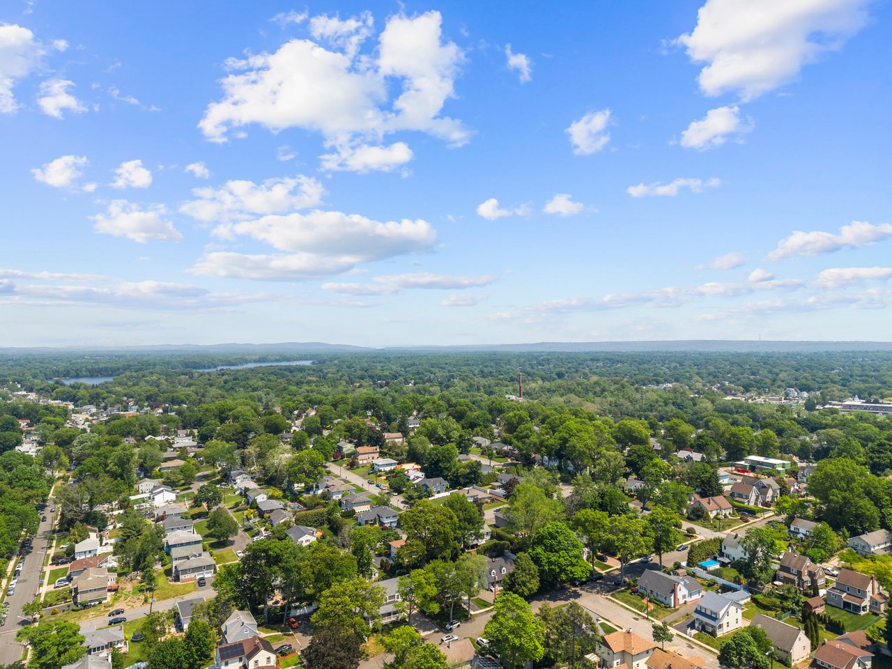 200 Hillside Ave, River Edge, NJ 07661
