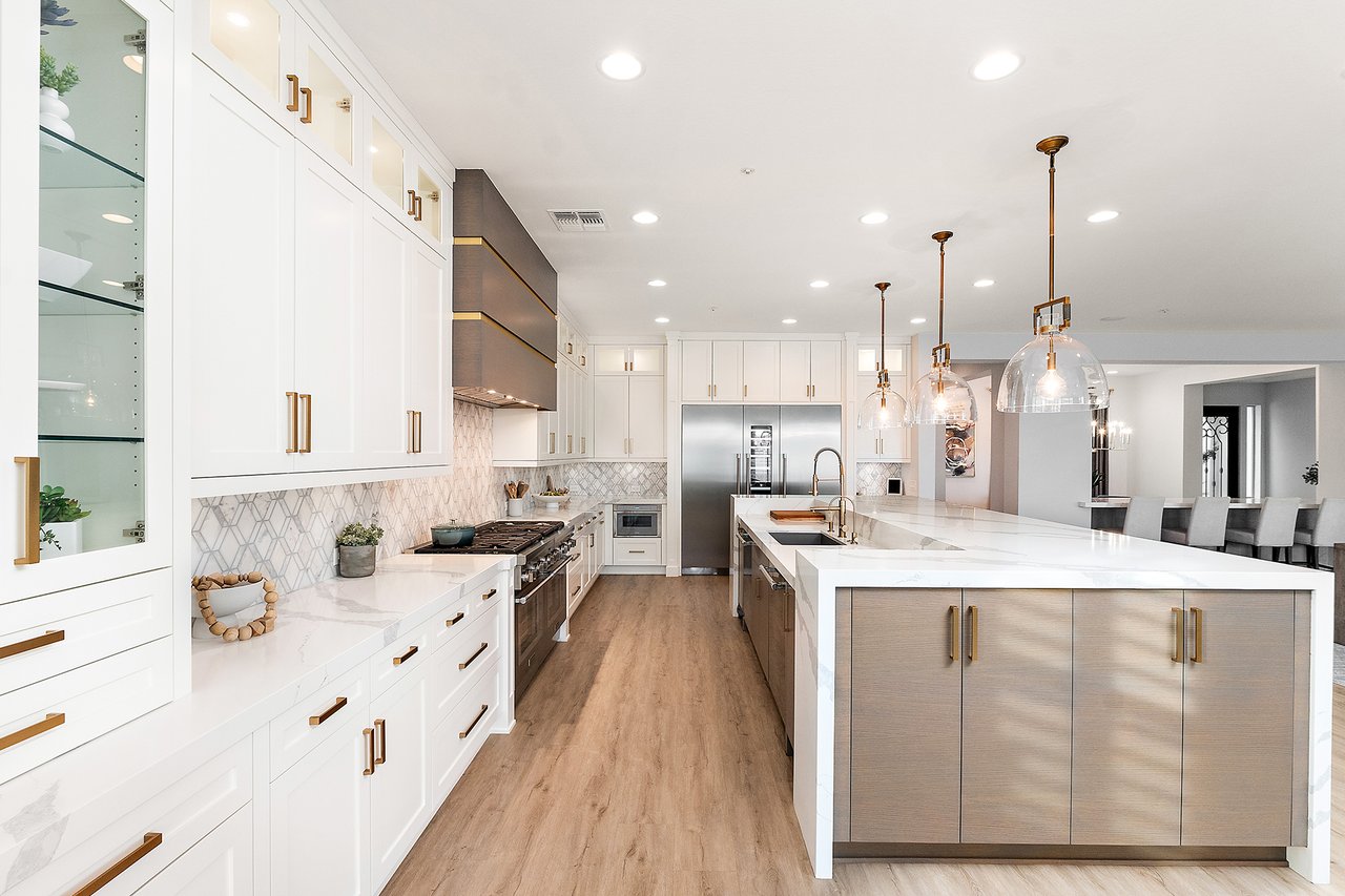 7749 W ARTEMISA Avenue