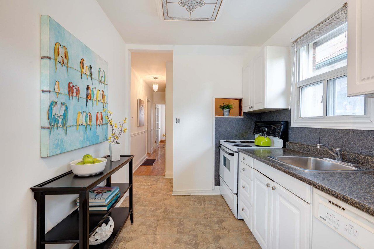 105 Gledhill Ave