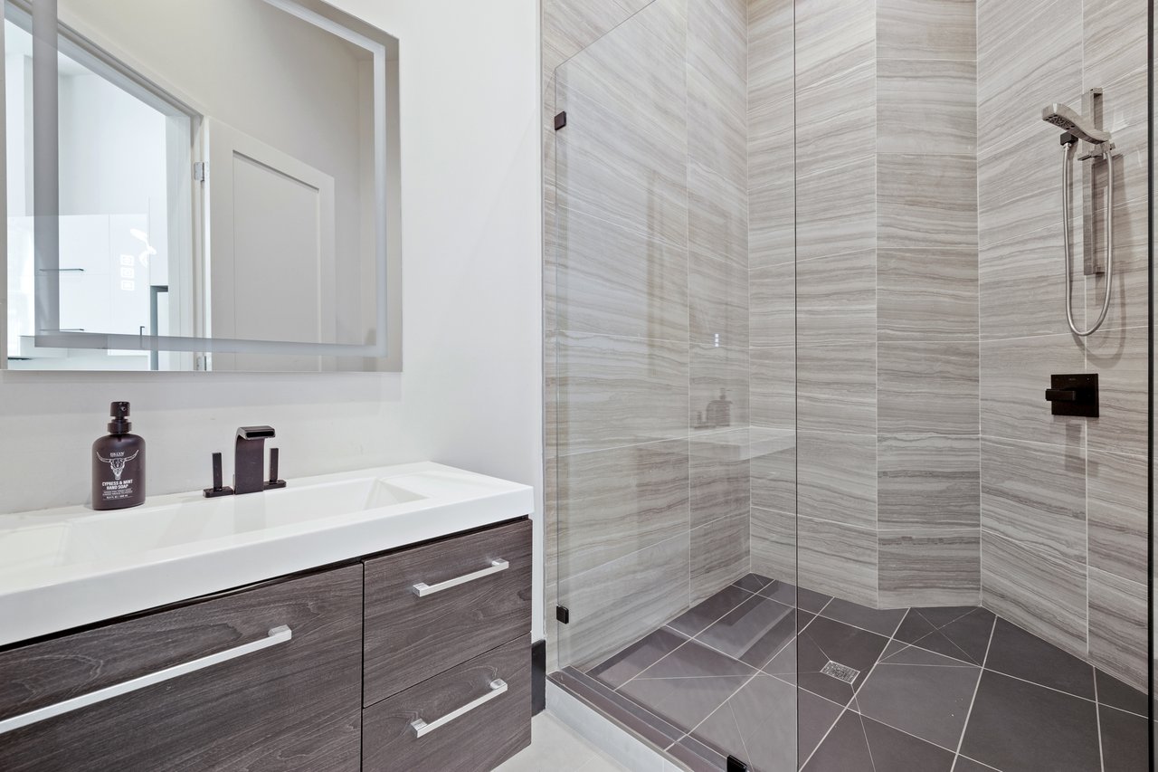 The Greenglade Modern