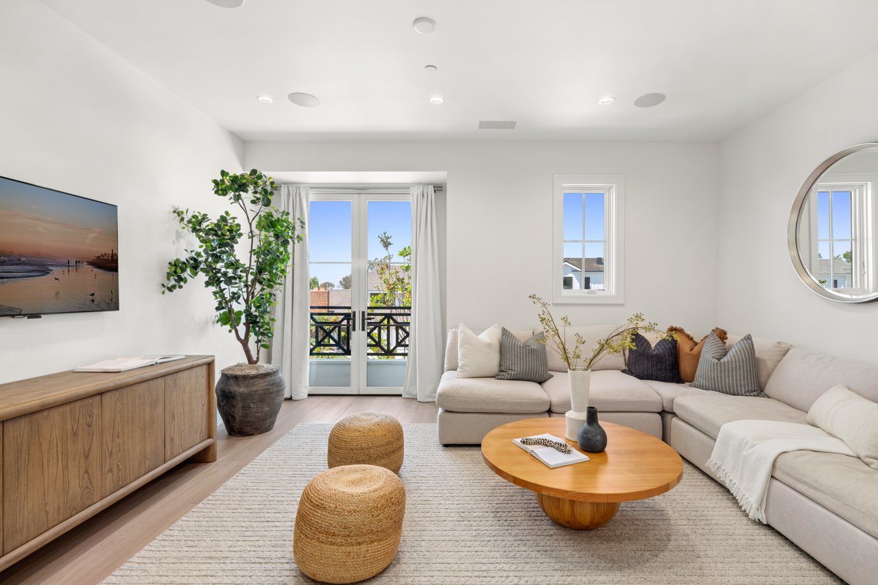 2007 Port Provence Place