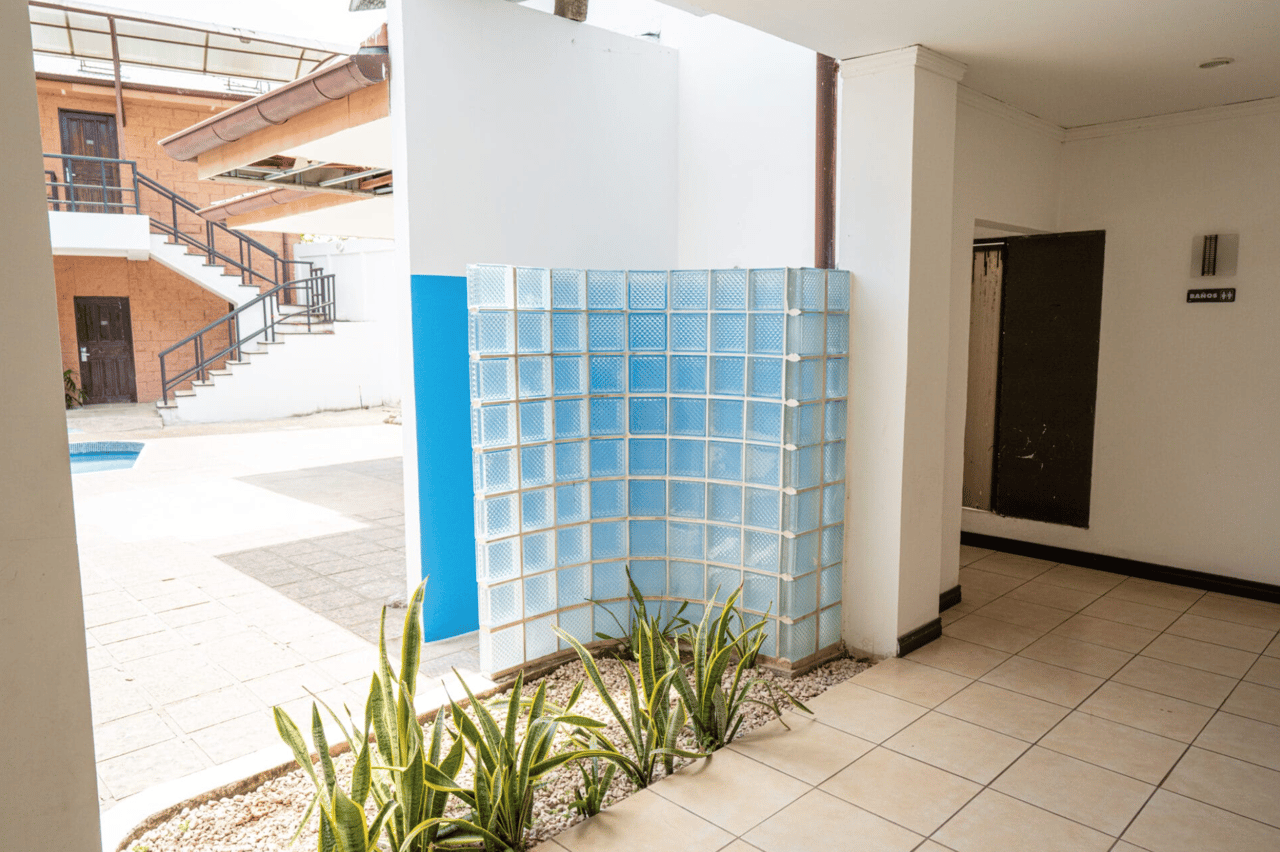 Airport Hotel Liberia - 32 Rooms - Dream Investment Opportunity