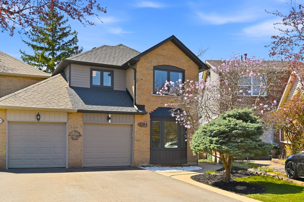 1181 Potters Wheel Cres, Oakville