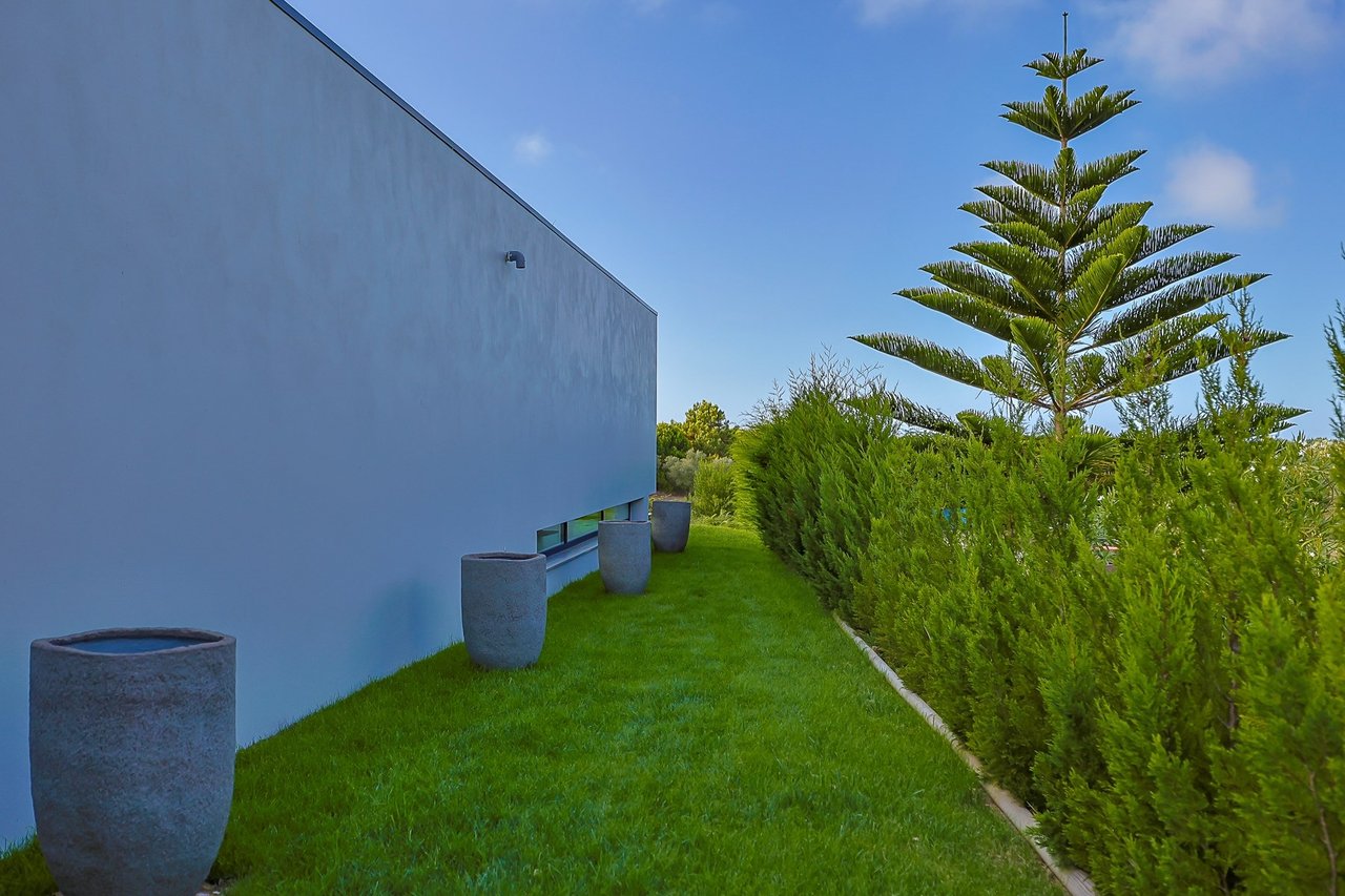 Japanese-Inspired Villa in Bom Sucesso Resort, Óbidos