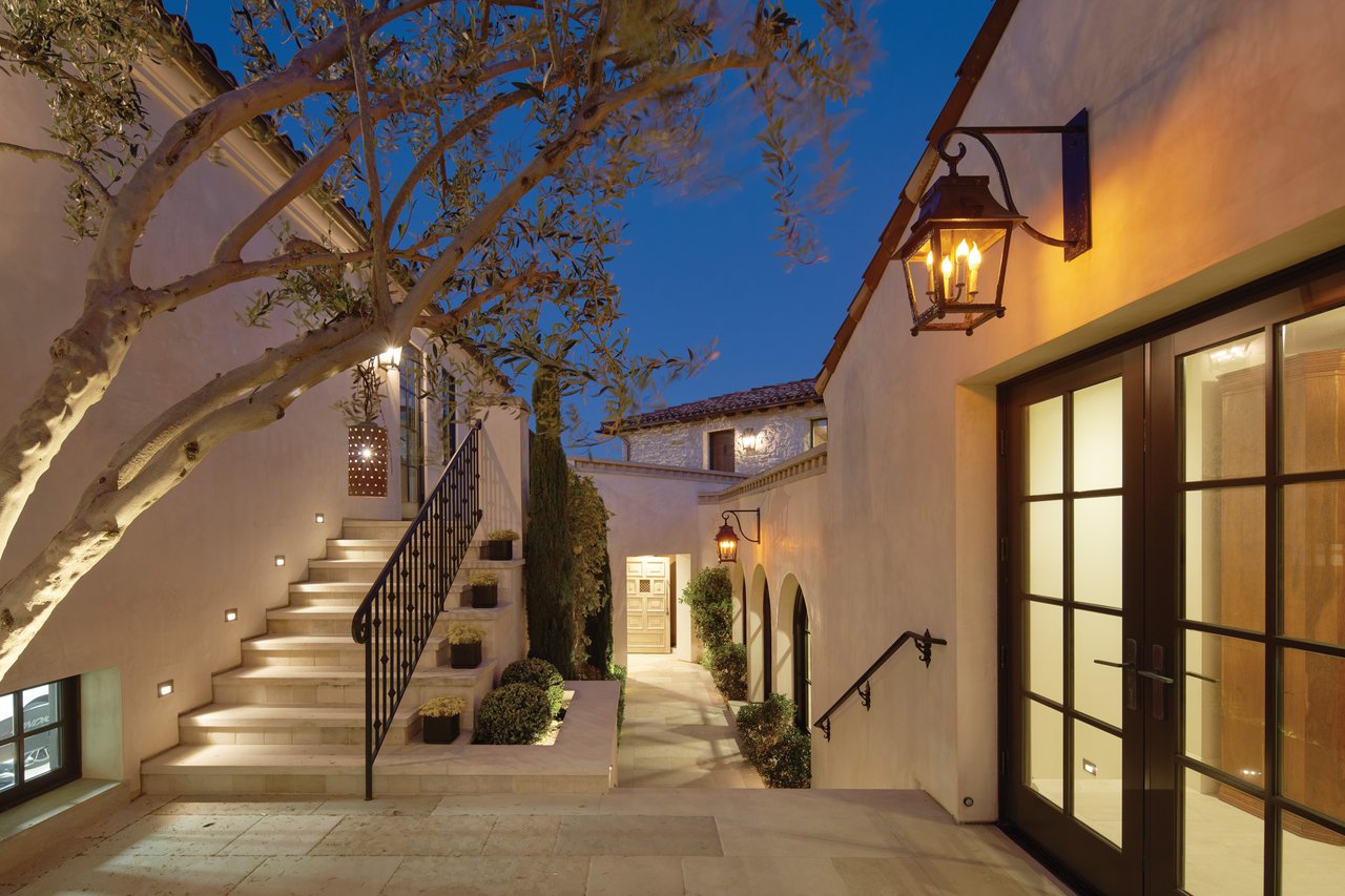 17 Pacific Ridge Place