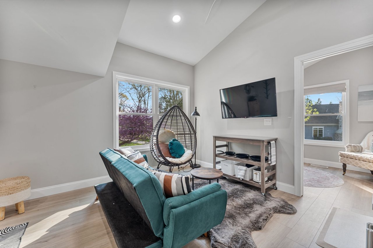 182 Malibu Rd
