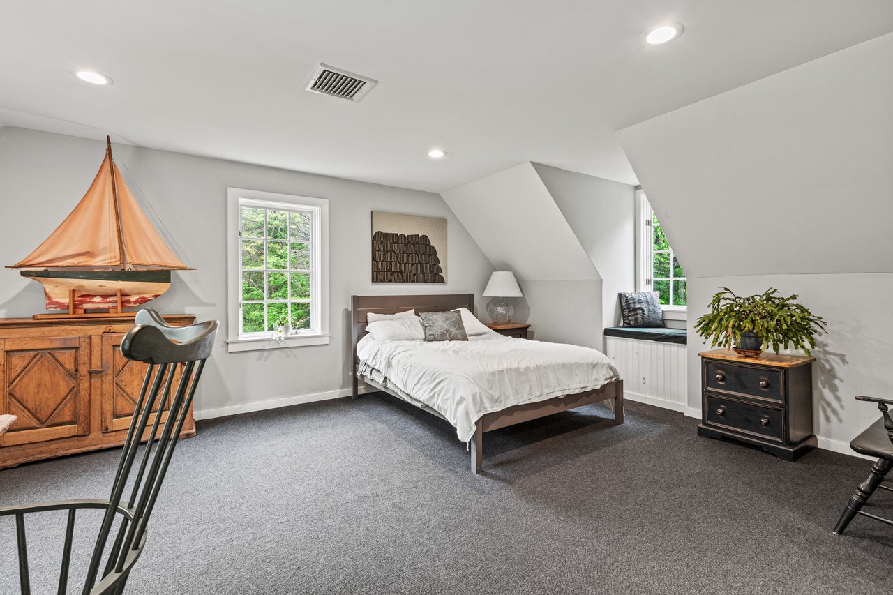 531 Ledge Road, Yarmouth