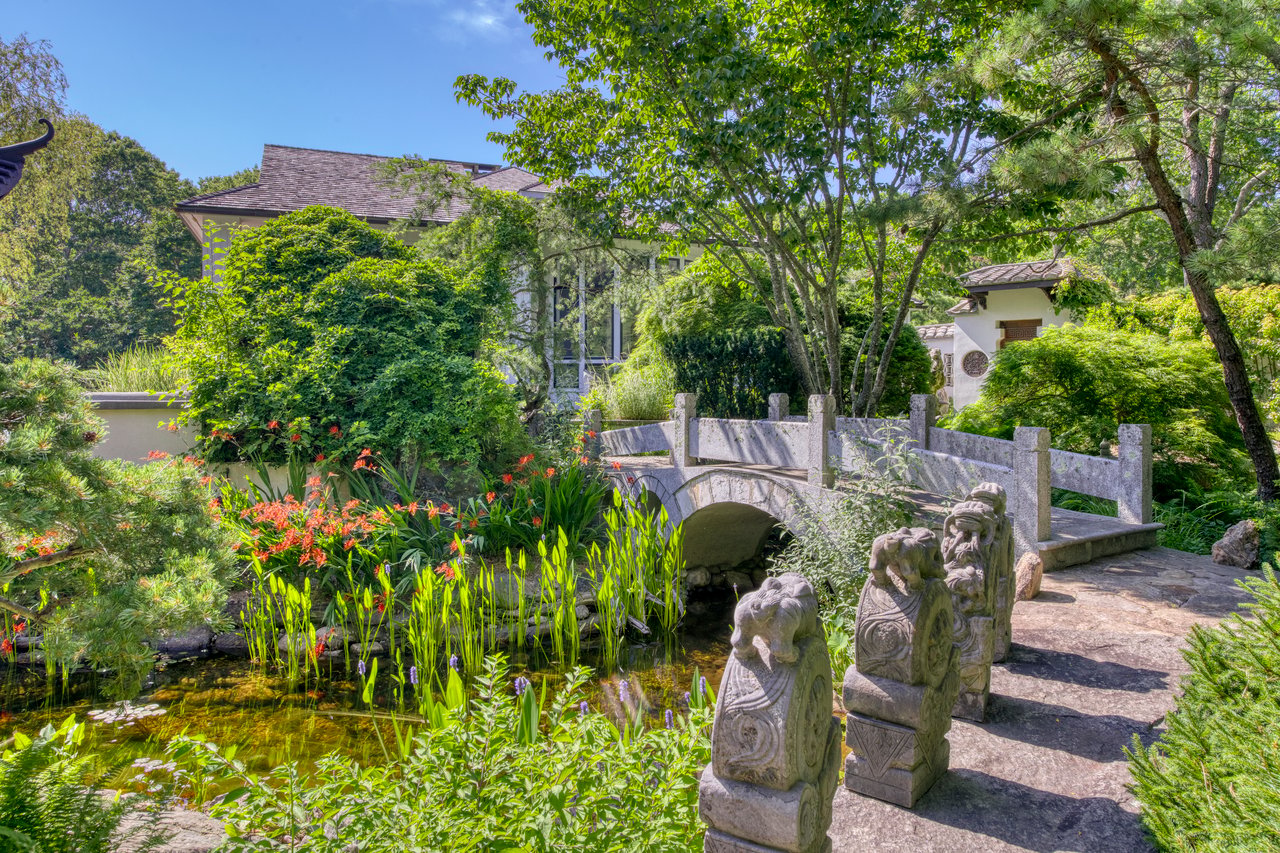 An Irreplaceable Garden Estate