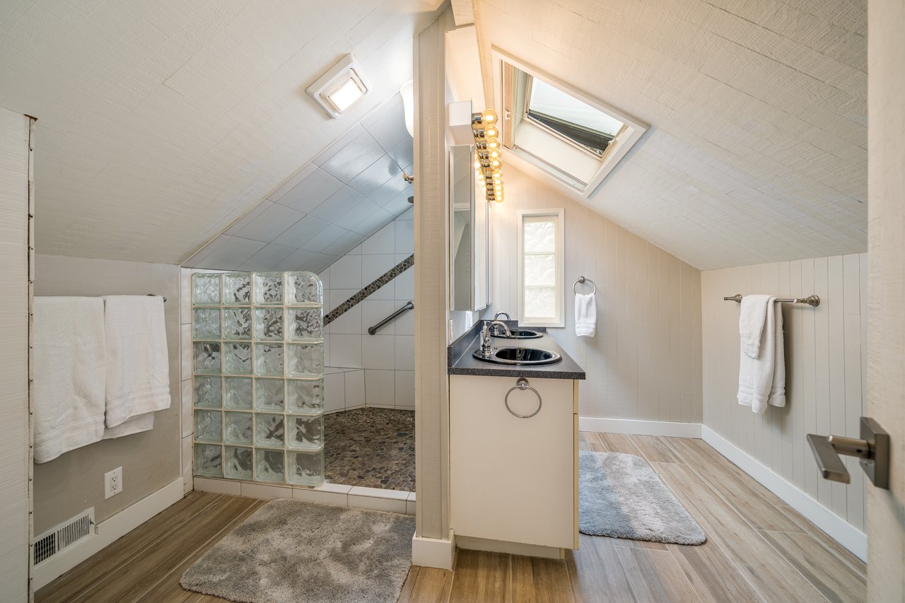 Chelan Farmhouse
