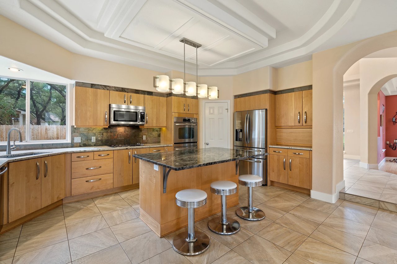 3813 McNeil Dr