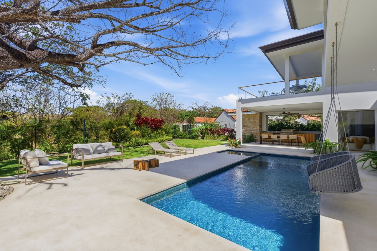 Casa Estrella de Mar | Luxury 5-Bedroom Beachside Home for Sale in Las Golondrinas, Hacienda Pinilla