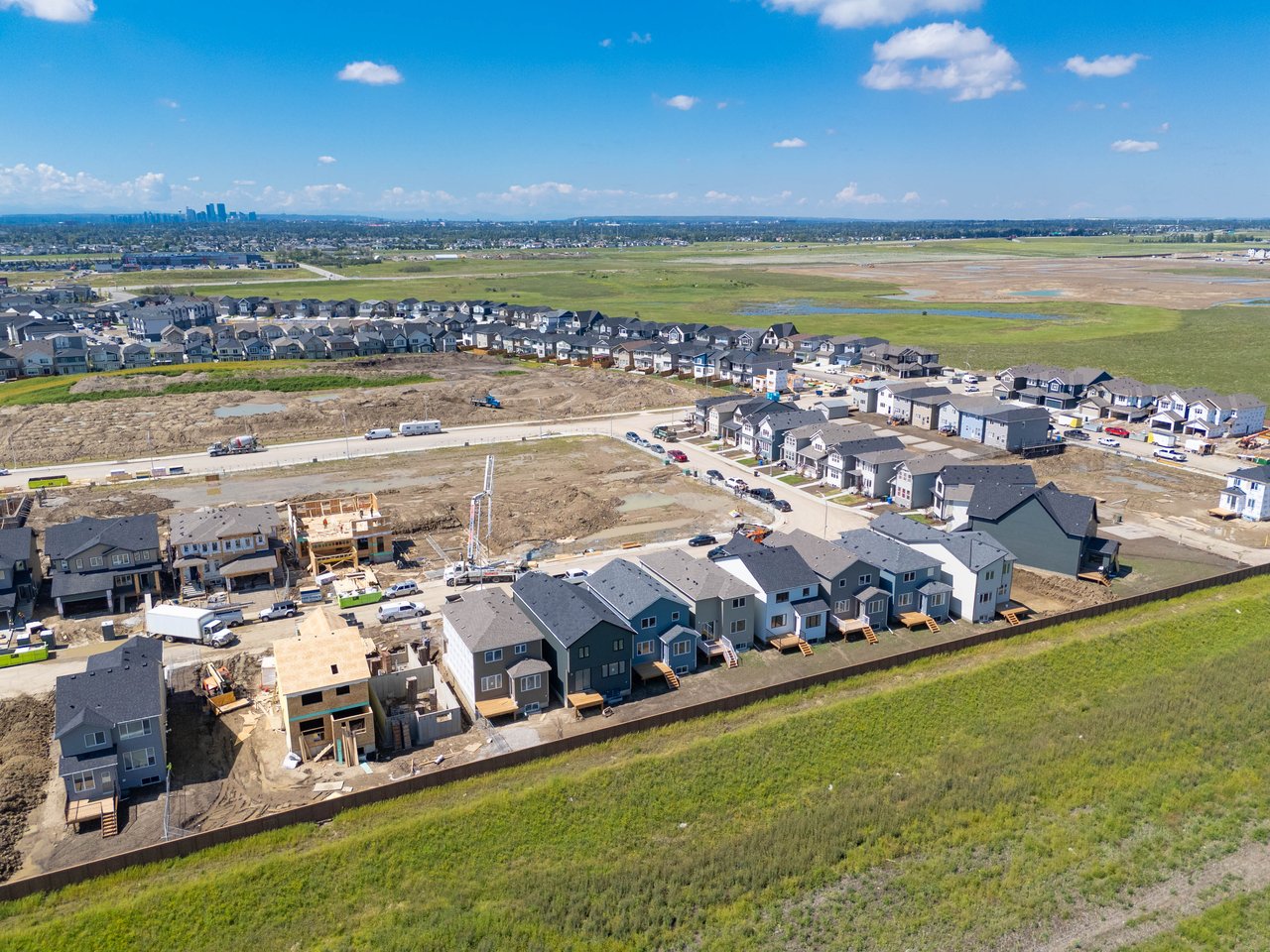 151 Belvedere Crescent SE