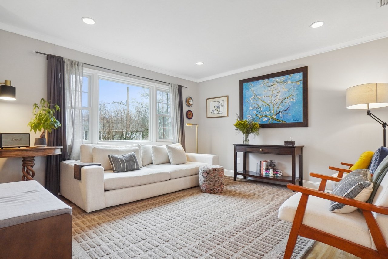 939 Brown Ave