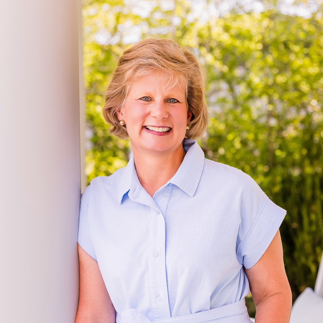 Sallie Wall Raleigh, NC Real Estate Agent Headshot