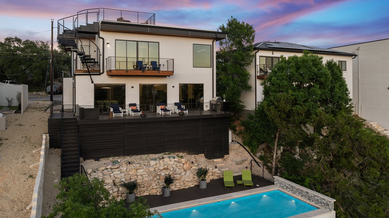 Contemporary Apache Shores Home with Pool & Rooftop Lake Views