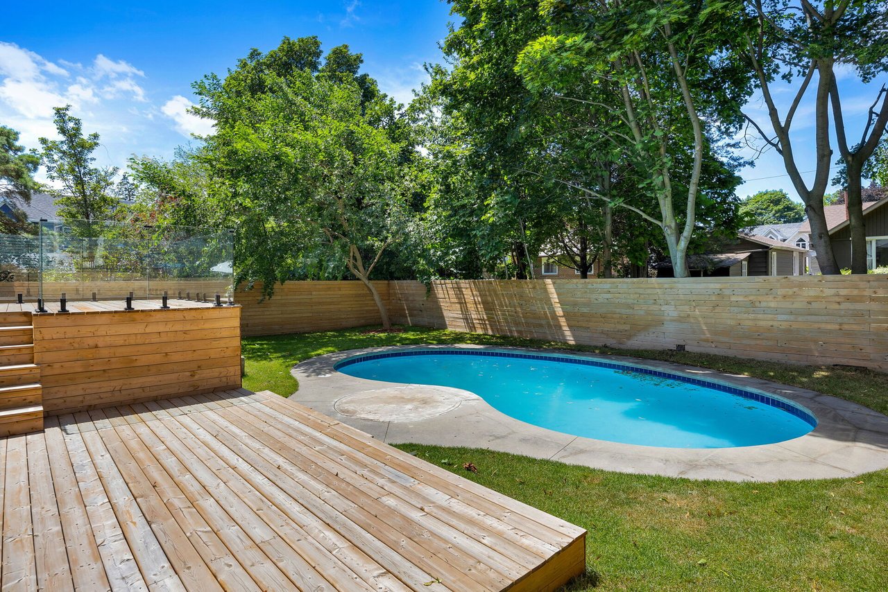 1405 Acton Crescent