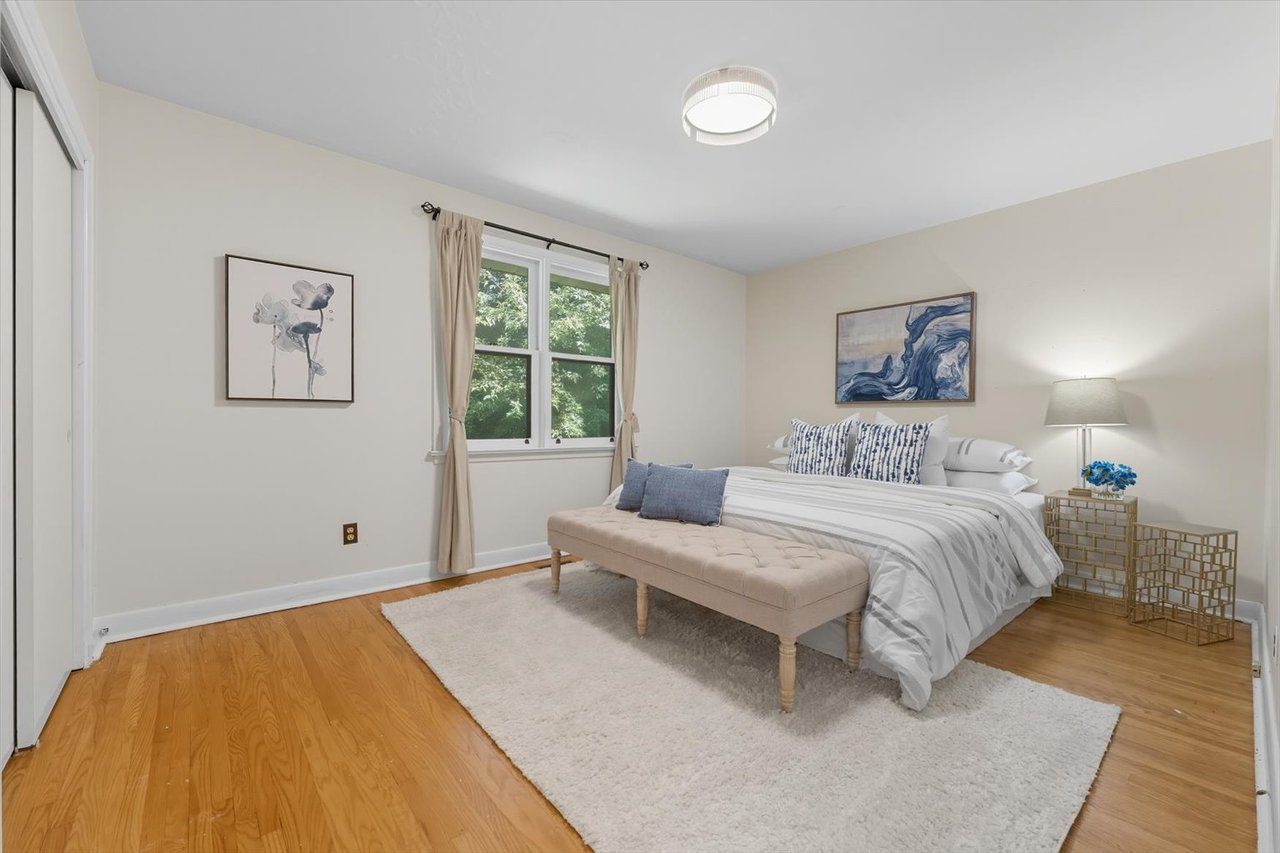 1229 Welwyn Dr