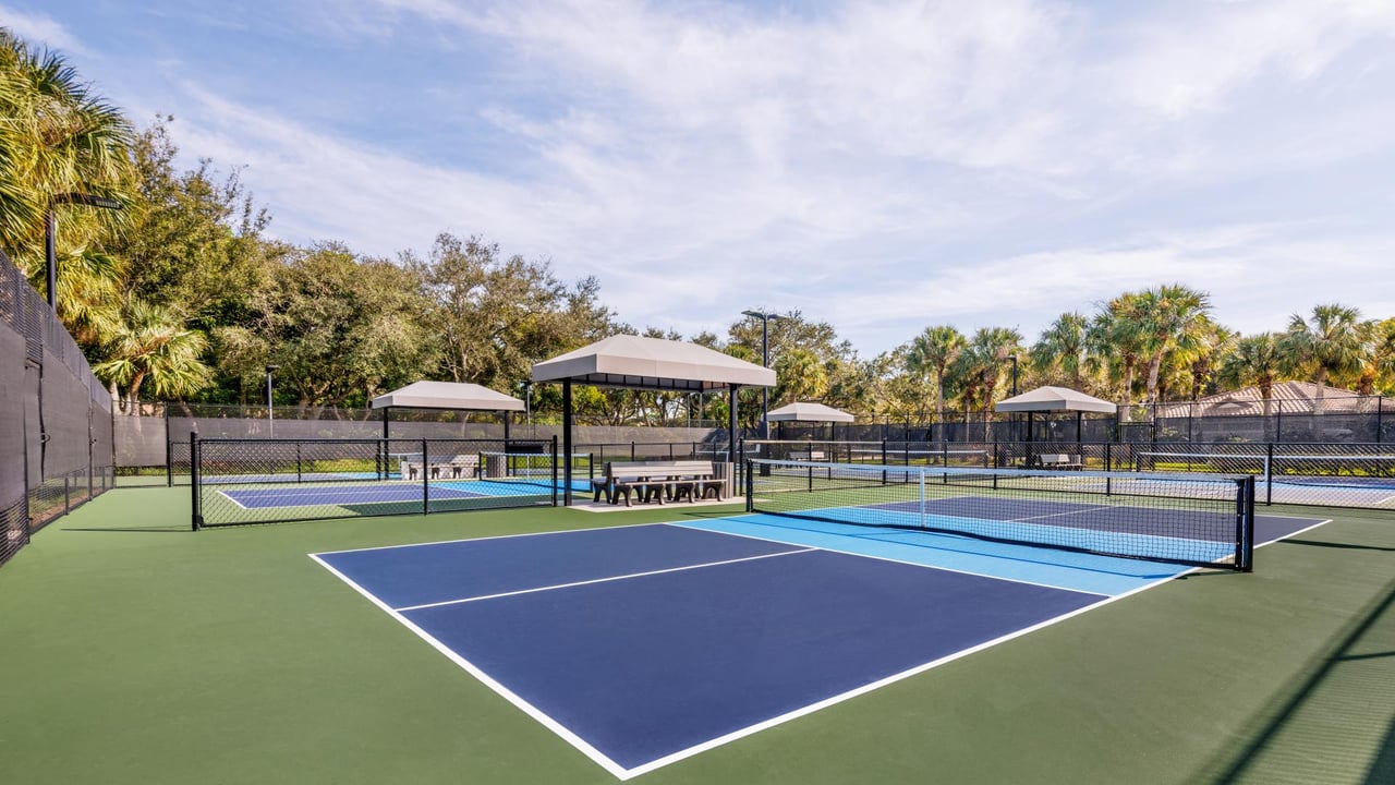 Saltgrass at Heron Bay