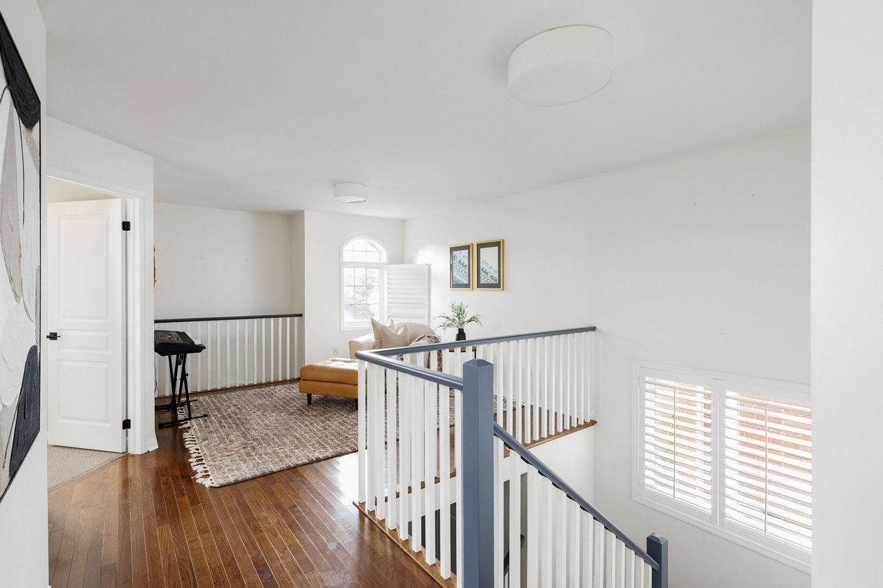 2202 Brookhaven Crescent