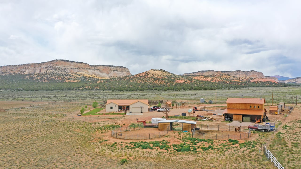 7395 N Johnson Canyon