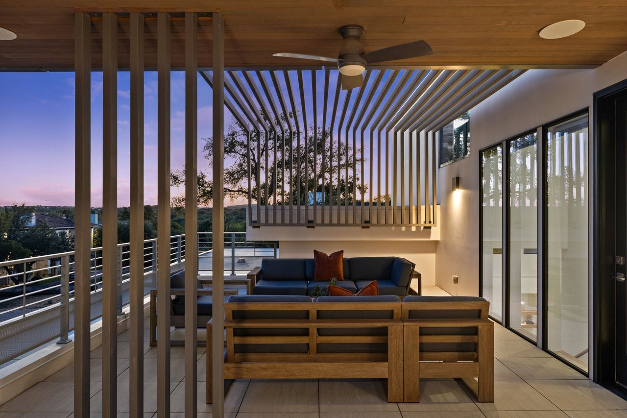 4811 Timberline Drive