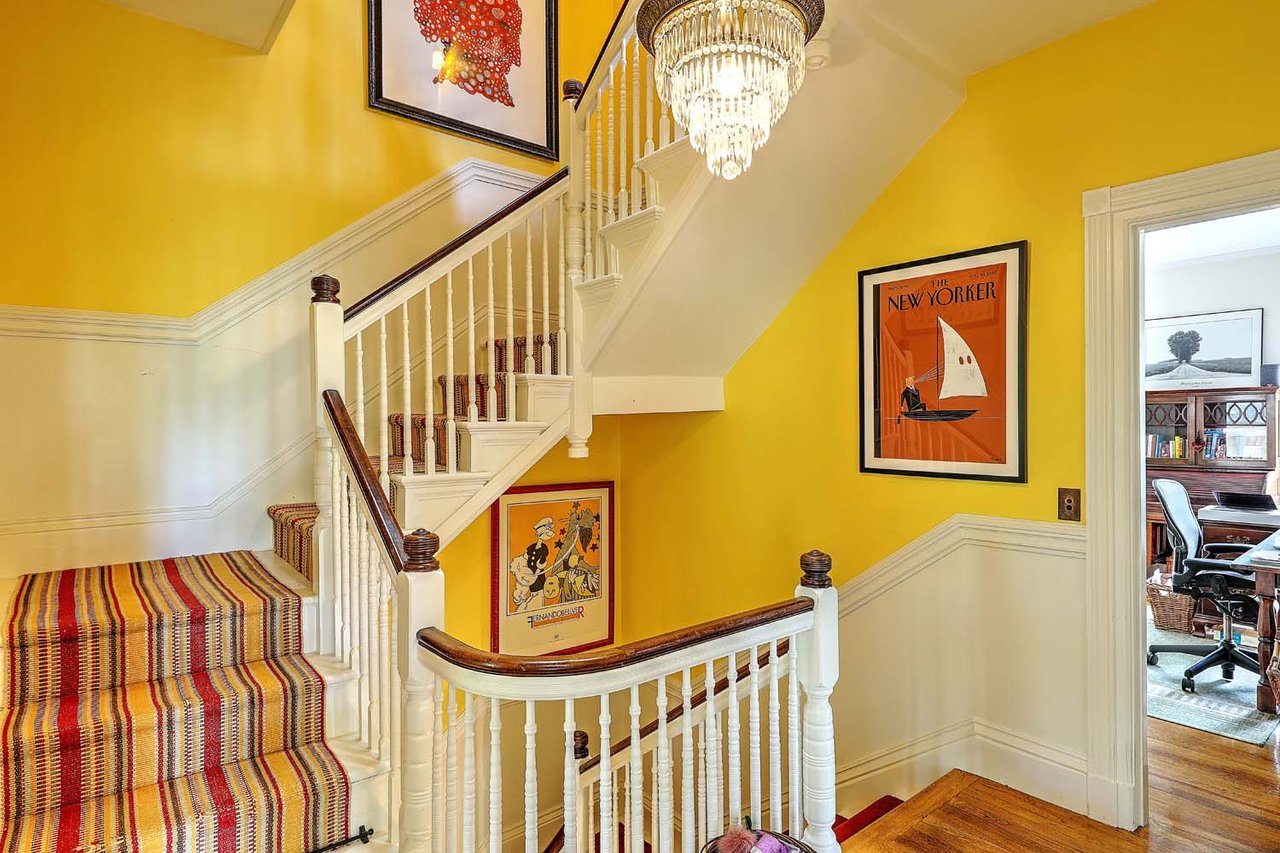 26 Diman Place
