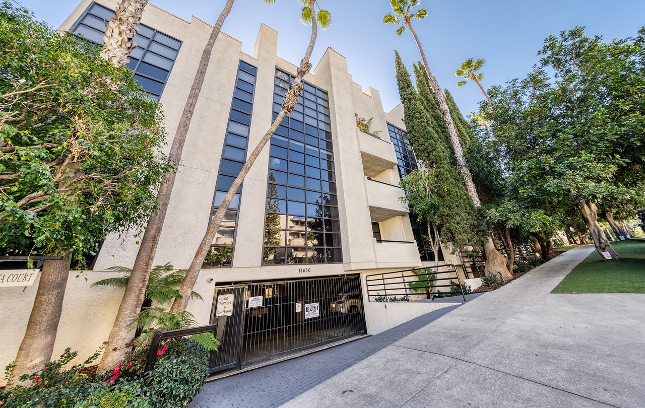 11636 Montana Ave #106, Brentwood