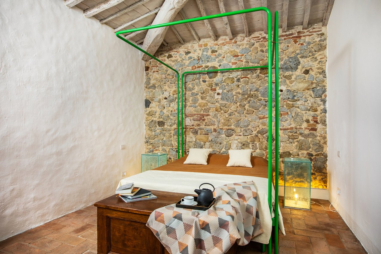 Country Luxury Home For Rent in Valdorcia