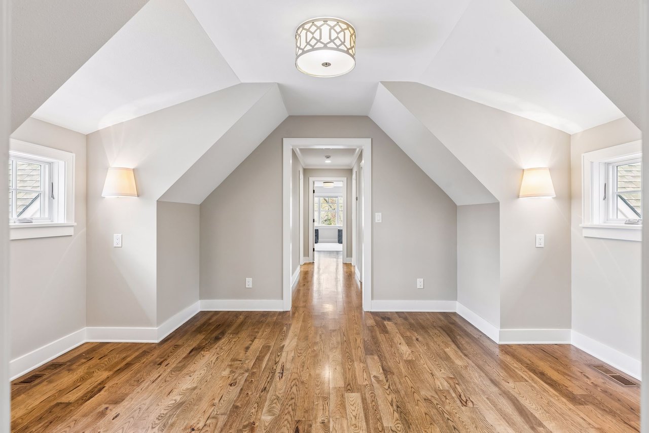 5116 Skyline Drive, Edina