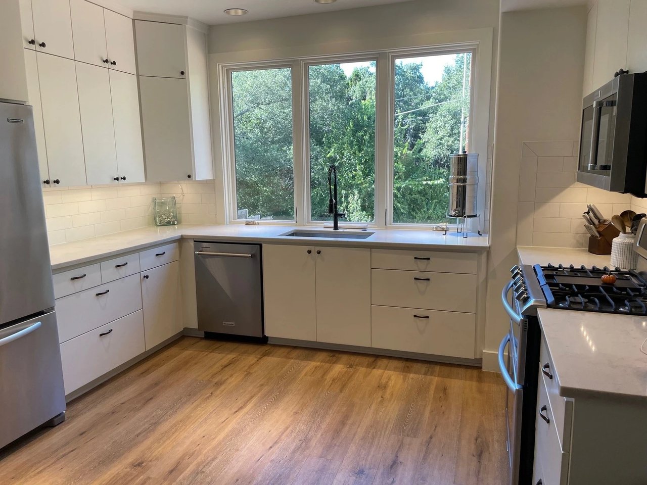 3625 Peregrine Falcon Dr