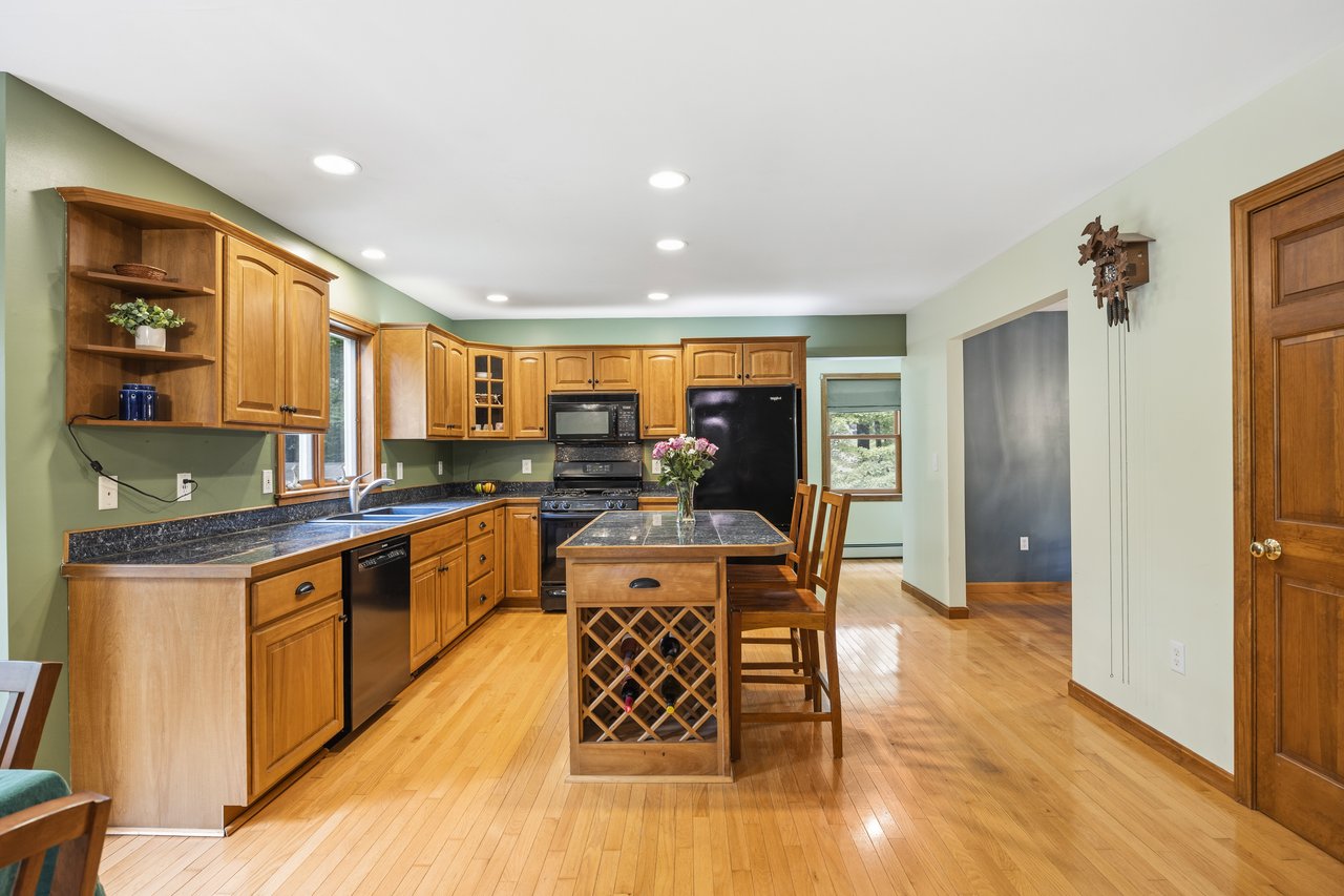 20 Ambrose Circle, Gray
