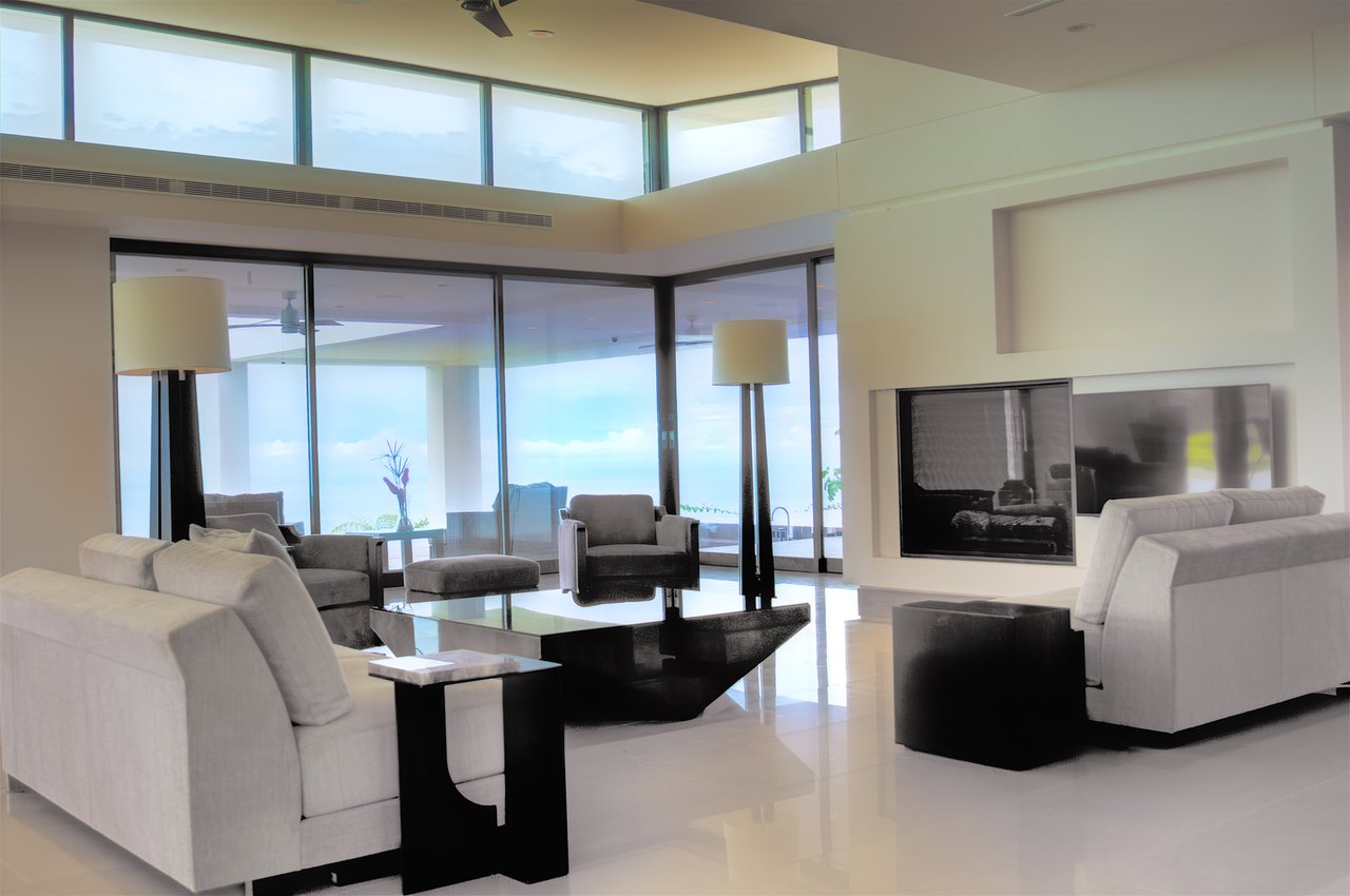 Impressive Contemporary Mansion