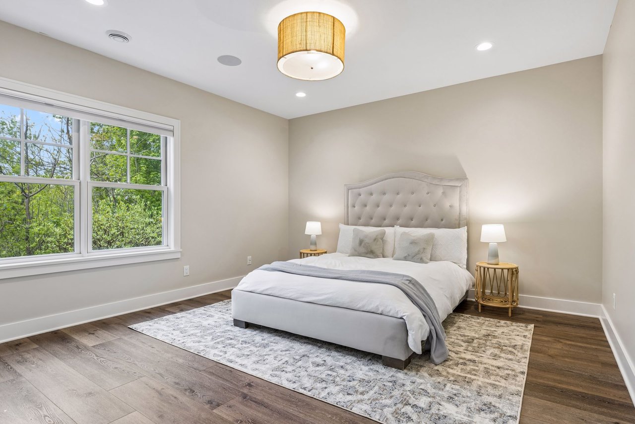 5116 Skyline Drive, Edina