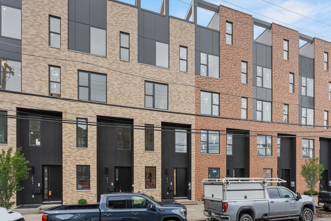 656 Fairmount Ave, Philadelphia, PA 19123