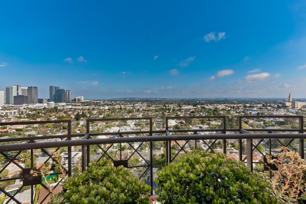 10580 Wilshire Boulevard #15SW