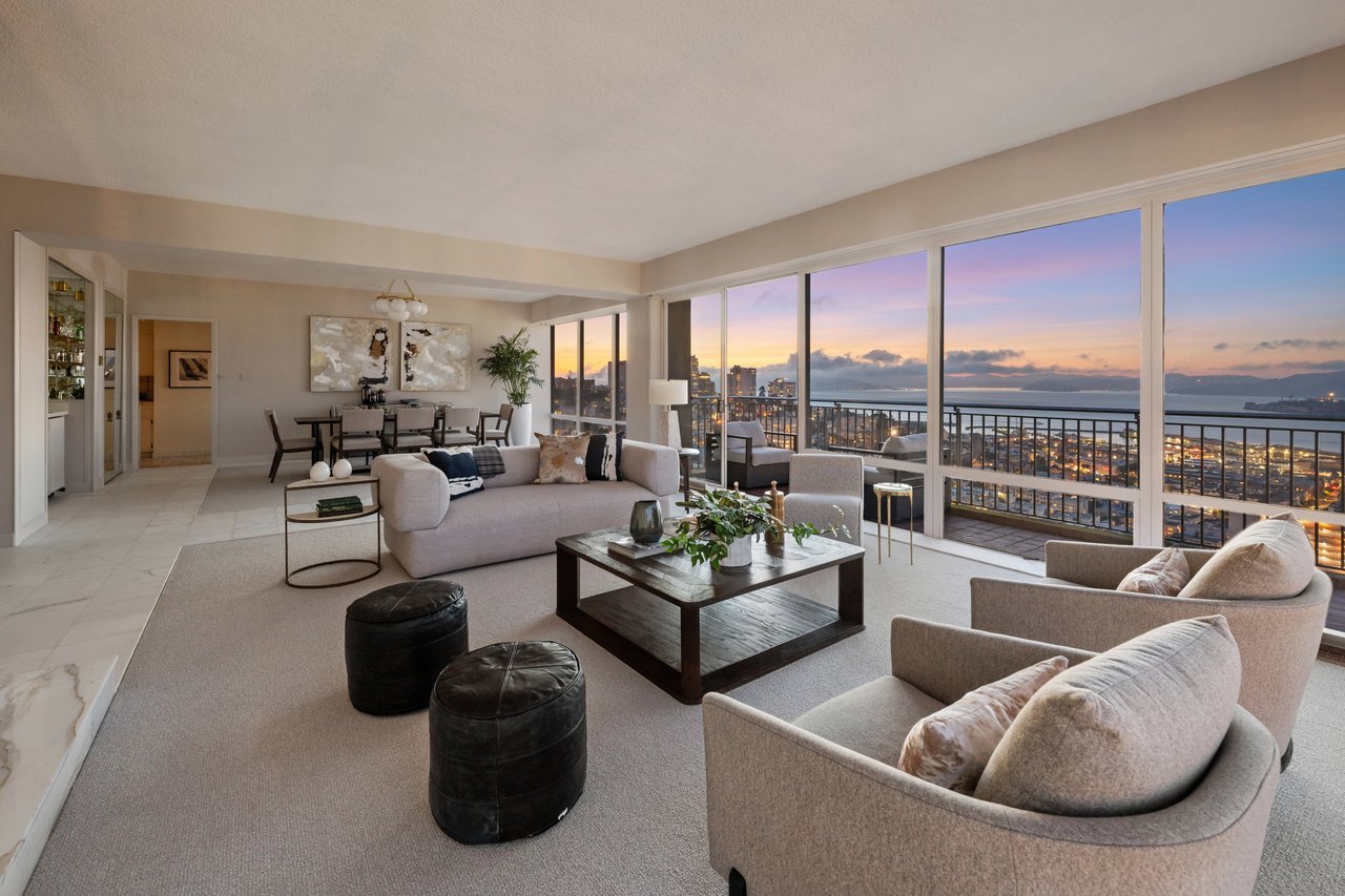 Marvelous Mid-Century View Apartment