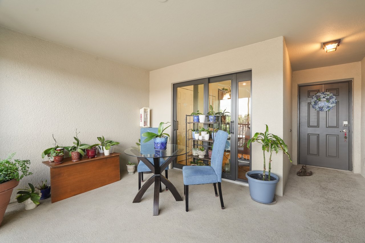 5527 PALMER CIR, #205, BRADENTON, FL 34211