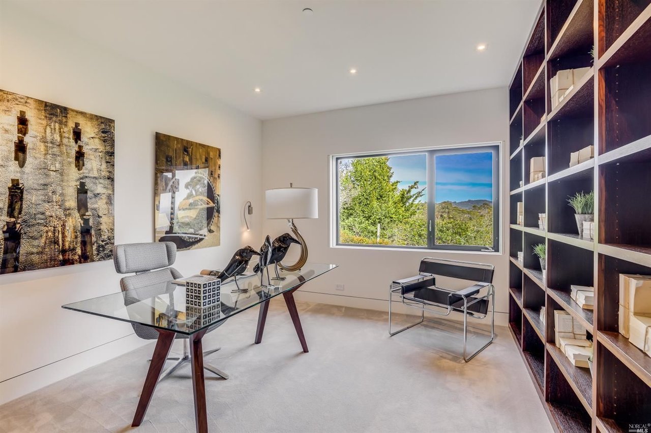 9 Walsh Dr