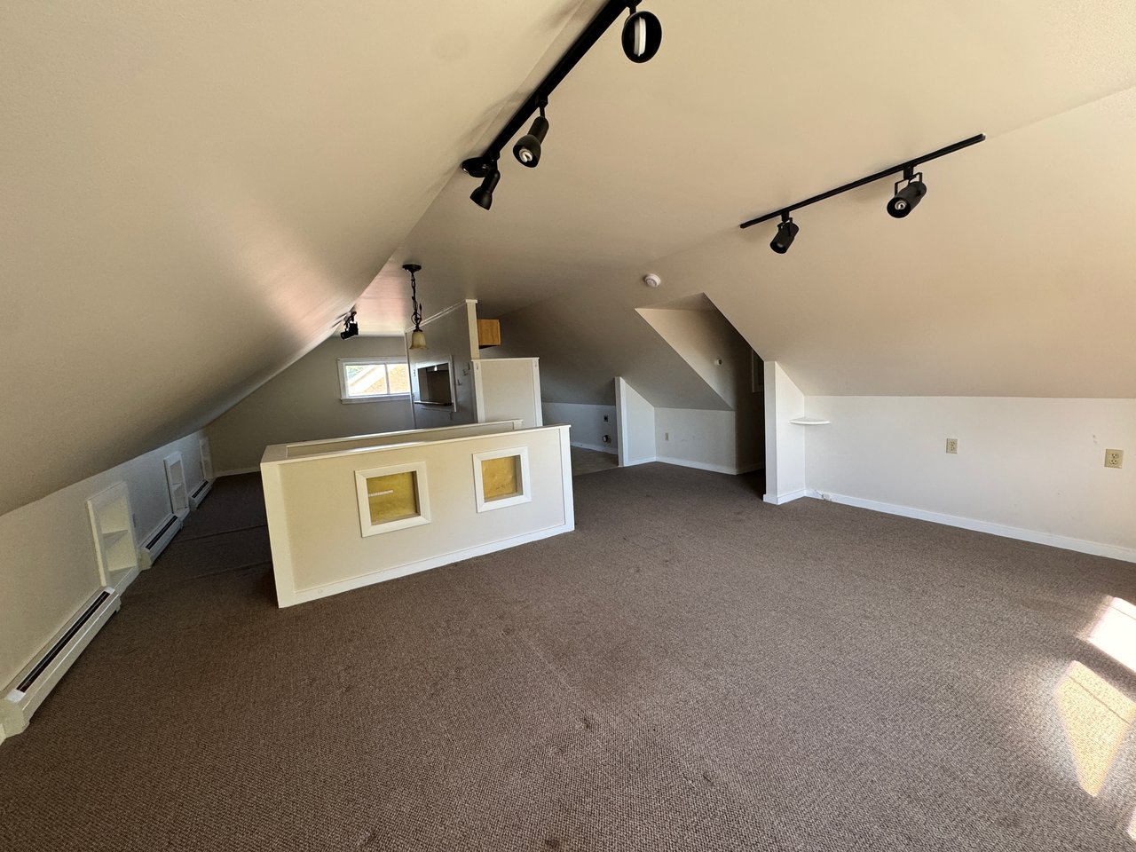 15 Pleasant St #6 Rockland