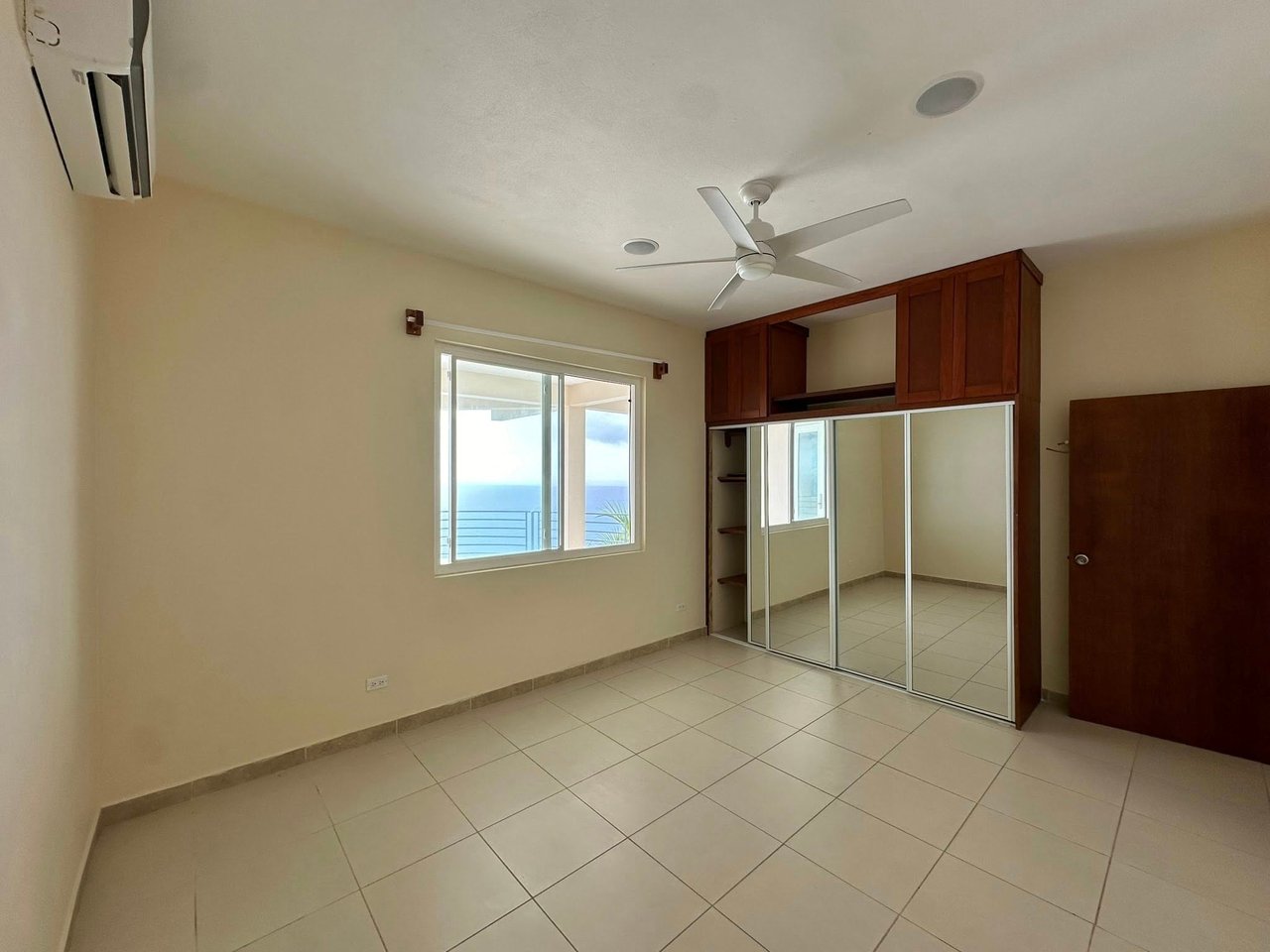 1080 Lorma Bay 2 Bedroom Apartment
