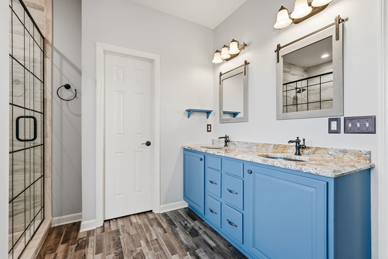 EXCLUSIVE LISTING  -  1234 Newbury Highland