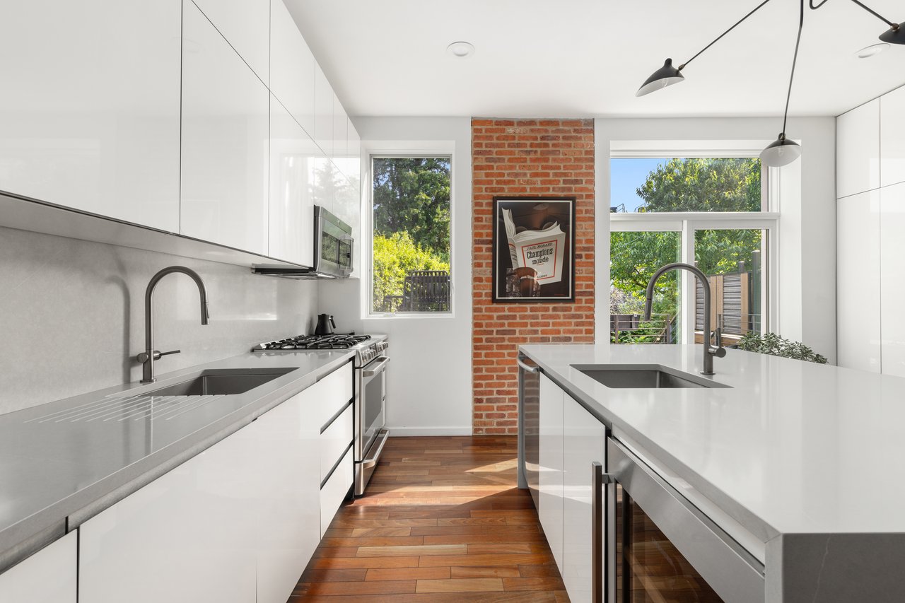 407 2ND Street