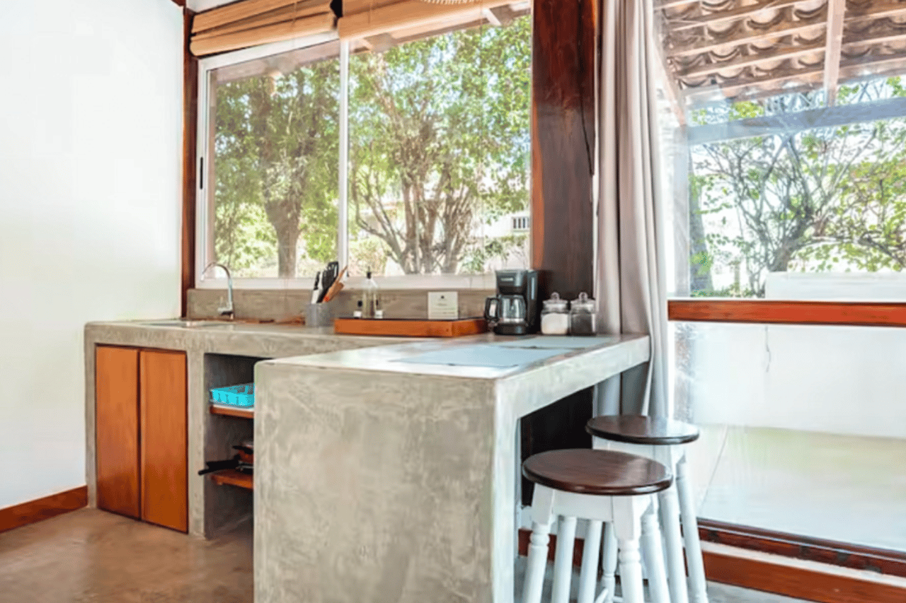 El Huerto Restaurant And Cabinas - Premier Investment