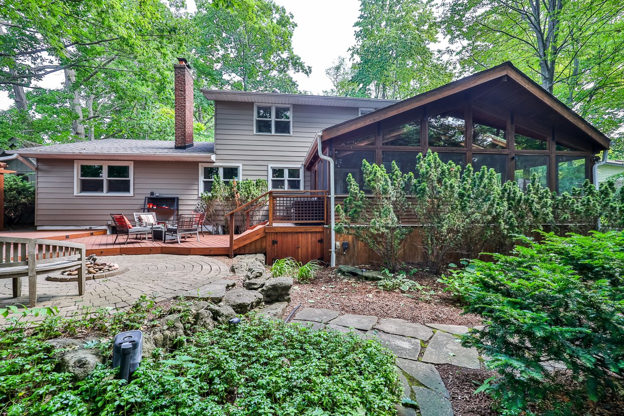 1346 Whiteoaks Avenue, Mississauga