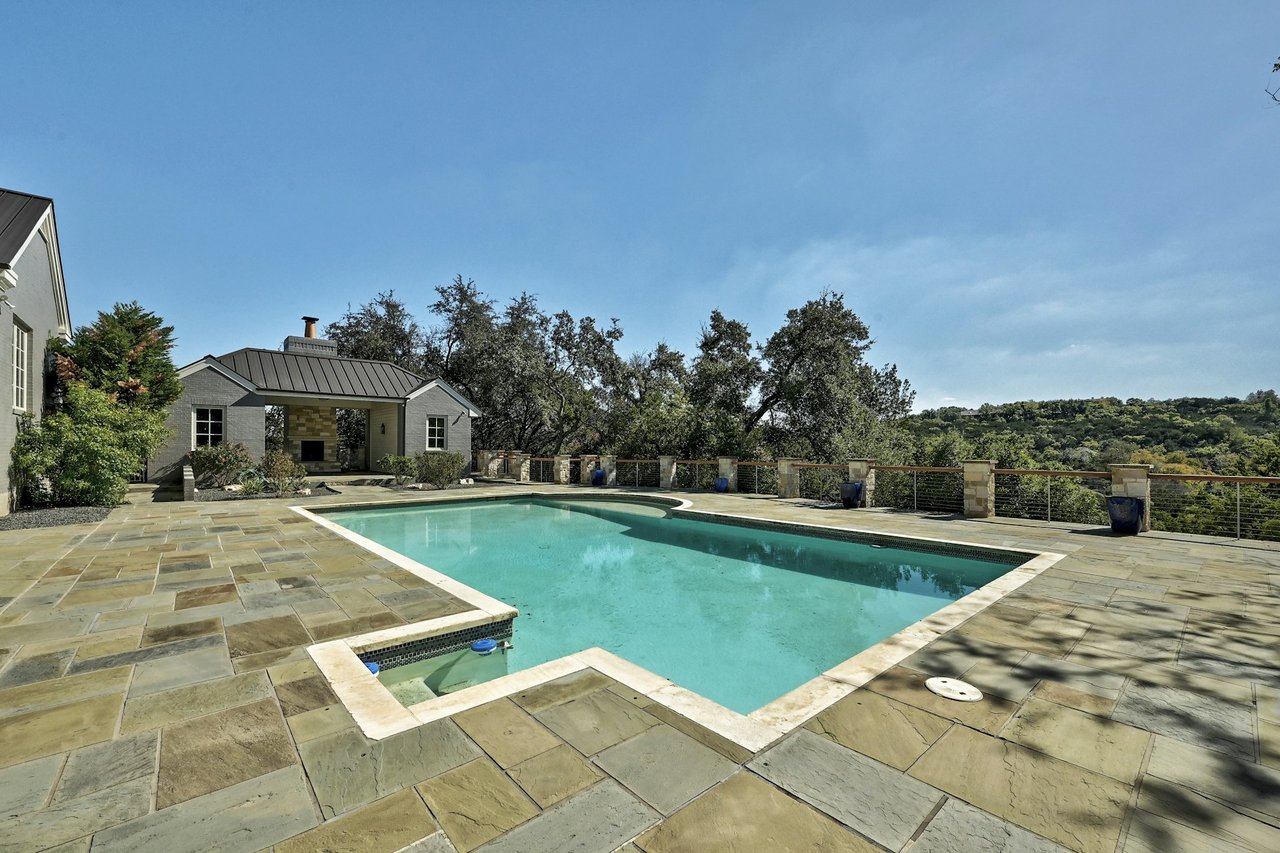 Coming Soon in Barton Creek!