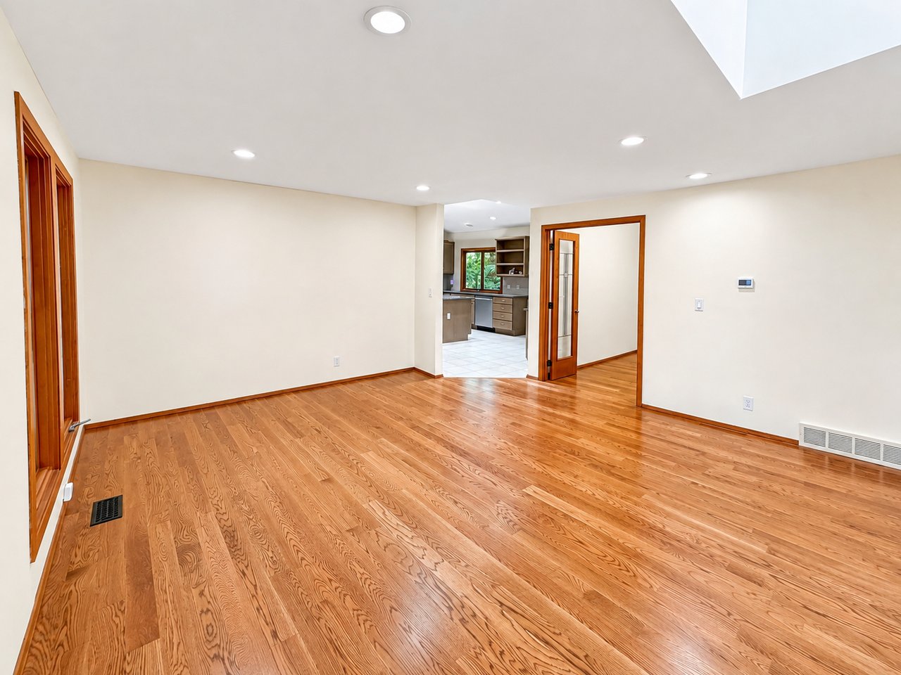 2546 186th Ave NE