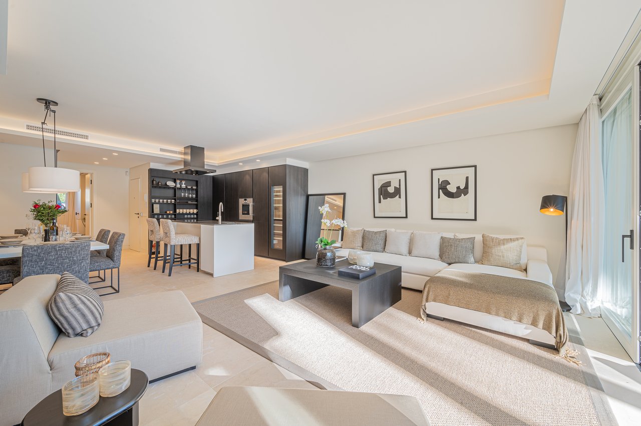 Private Residence at Marina de Puente Romano – Marbella, Spain