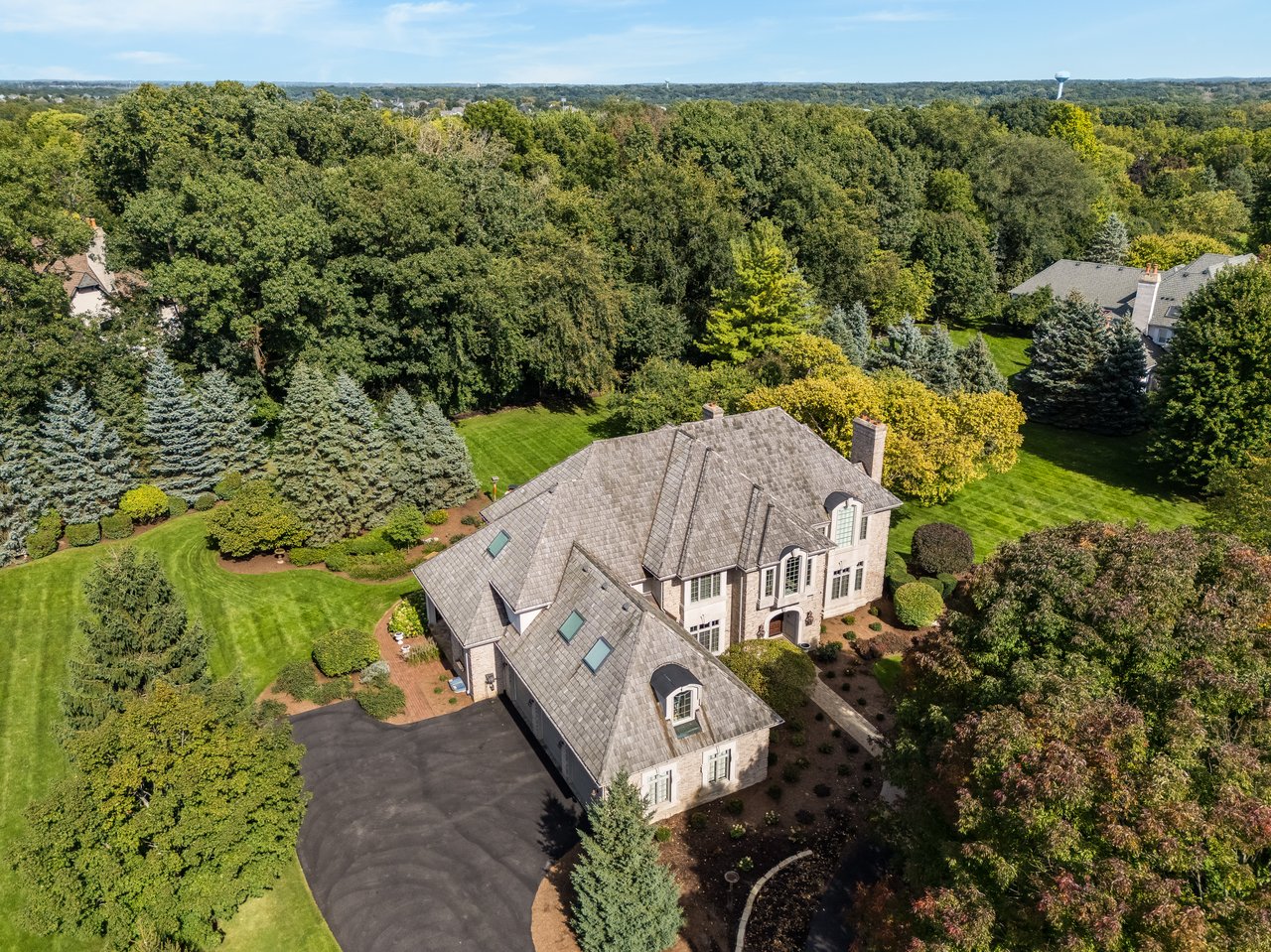 36W540 Hunters Gate Road St. Charles
