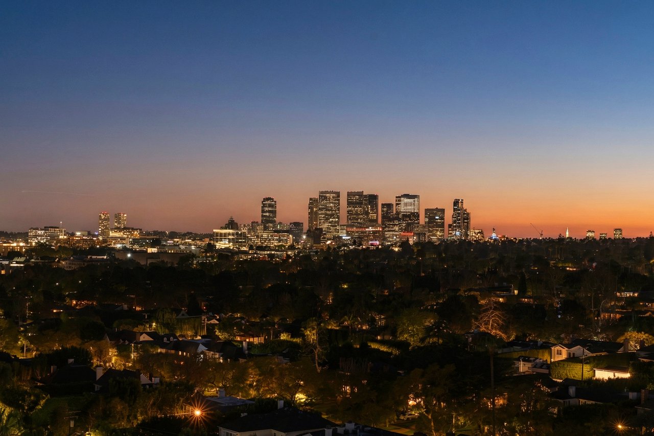 838 N Doheny Dr Unit: 1202, West Hollywood